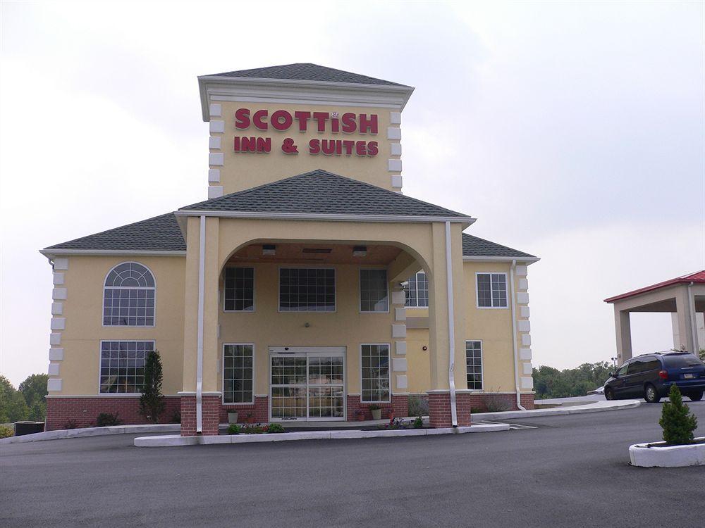 Hotel Super 8 By Wyndham Hershey North 2*